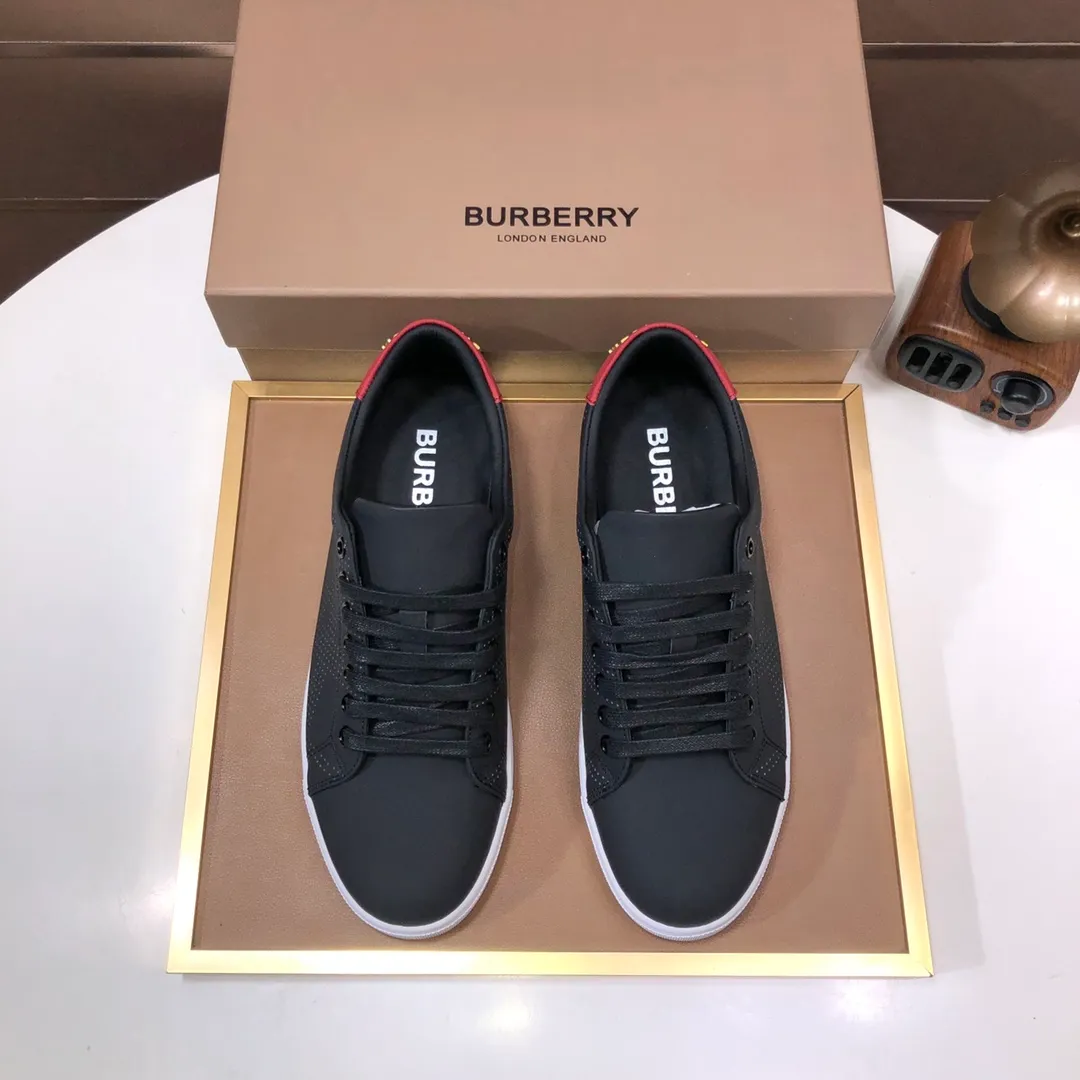 Men's shoes 💰480💰 [Burberry] (cowhide lining) classic low-top sneakers｜Imported cowhide with classic plaid fabric｜Cowhide lining｜Original outsole｜Fine workmanship and comfortable to wear Size: 38-44 (customized at 45)